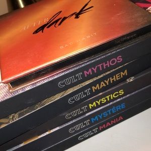 • Lot of Bad Habit Palettes •